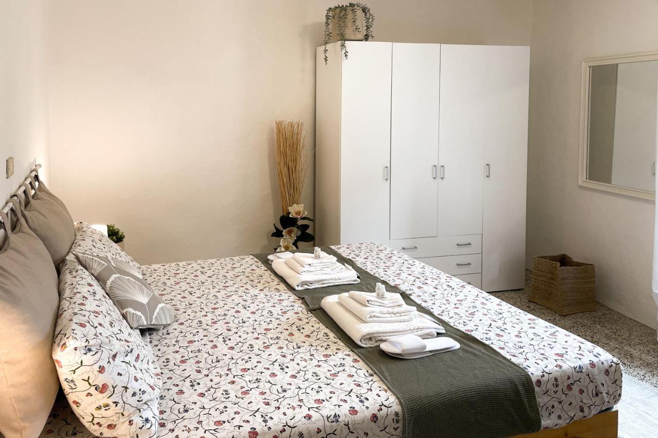 Casa Storica Con Terrazzo Villa คาสเตลลินา มาริตติมา ภายนอก รูปภาพ